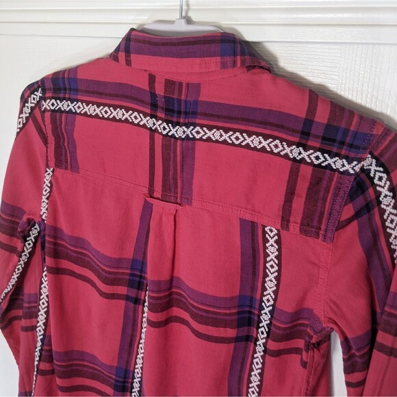 American Eagle Plaid Boyfriend Shirt  XS Pink Western Aztec Embroidered Womens - Picture 5 of 9